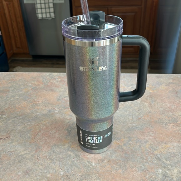 Stanley Midnight Glitz Limited Edition 40oz - Picture 1 of 4
